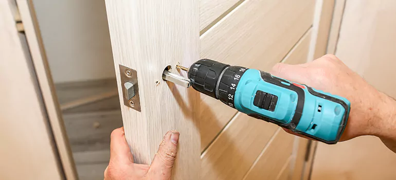 Old Door Knob Repair in South Bradenton, FL