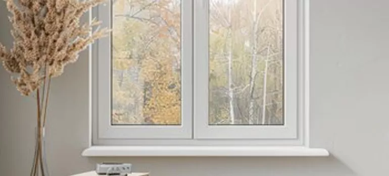 Vinyl Window Stool in South Bradenton, FL